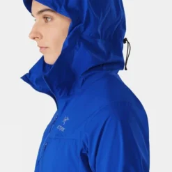 Arc'teryx Womens Squamish Hoody Jacket -Dappervo Sales b11af90053 4343 r