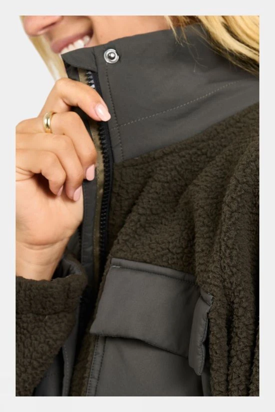 Vuori Womens Utility Sherpa Jacket 9 Vuori Womens Utility Sherpa Jacket - Image 9